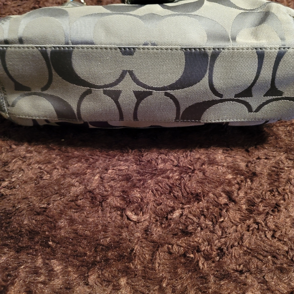 Gray Coach handbag - Picture 4 of 8